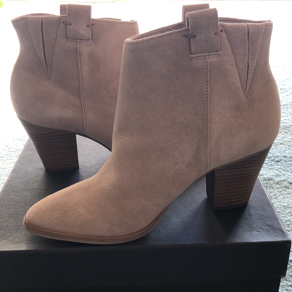 BRAND NEW J. Crew Eaton Suede Ankle Boots, Highland Grey Suede // Sz 6.5